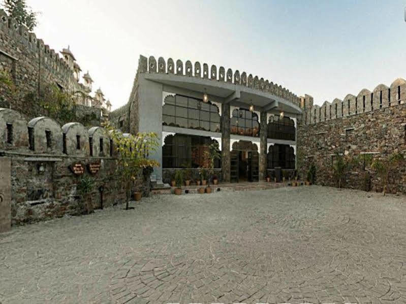 Hotel The Amargarh Udaipur Exterior foto
